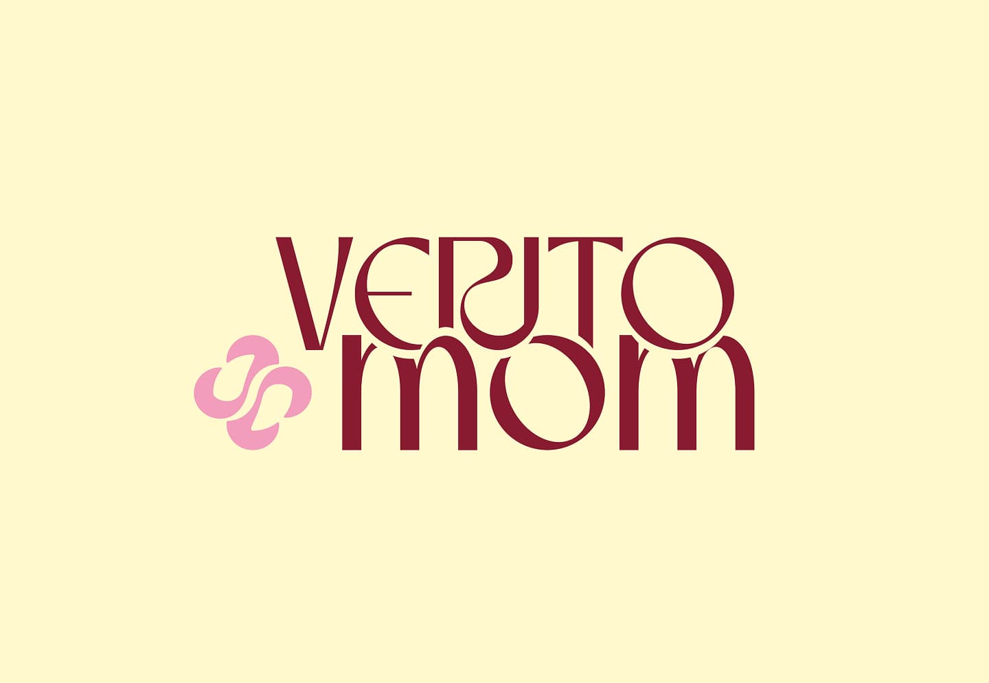 Logotipo de Veritomom en borgoña y rosa sobre fondo crema